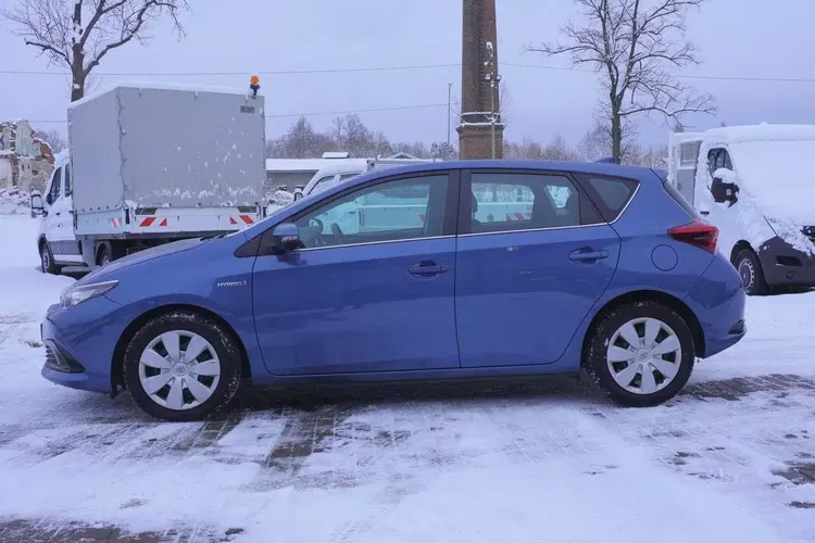 Toyota auris zdjęcie 1
