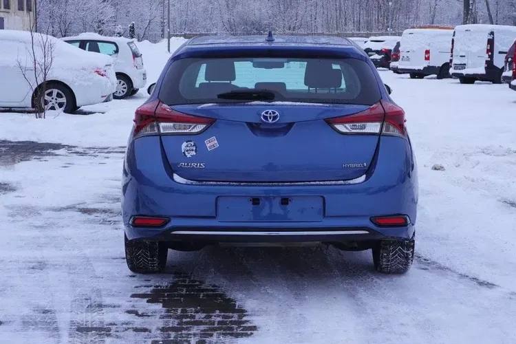 Toyota auris zdjęcie 5