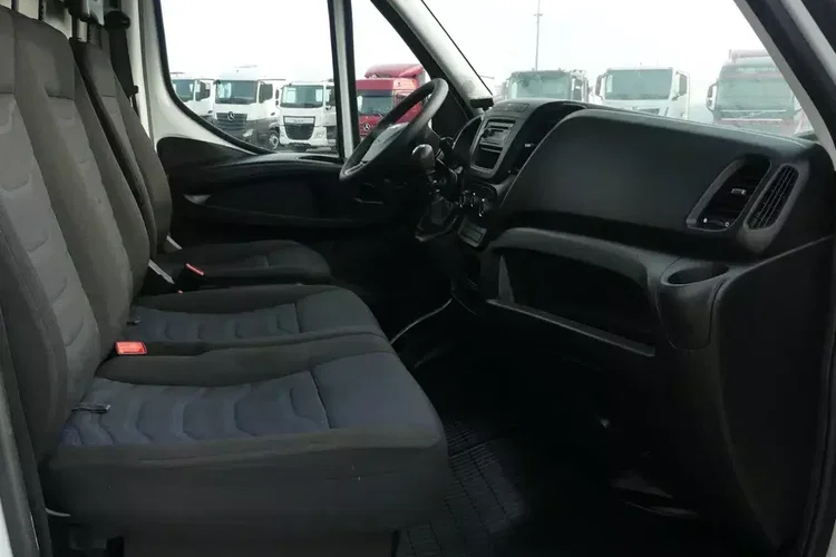 Iveco DAILY 35S15 / CHŁODNIA / SUPER STAN / Silnik 2998.00 cm3 / Agregat CARRIER XARIOS 350 / zdjęcie 28