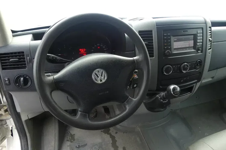 Volkswagen CRAFTER / DOKA / WYWROTKA / 7- OSOBOWY / DUBEL / zdjęcie 10