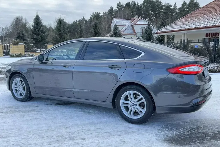 Ford mondeo zdjęcie 10