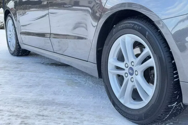 Ford mondeo zdjęcie 13