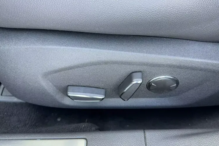 Ford mondeo zdjęcie 19