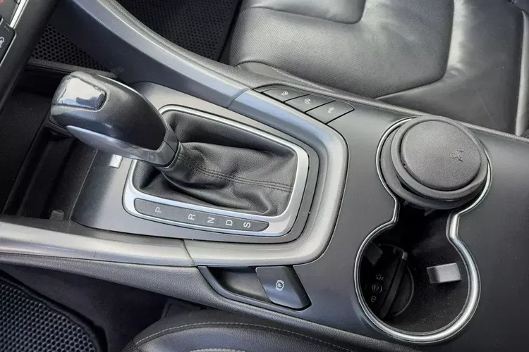 Ford mondeo zdjęcie 30