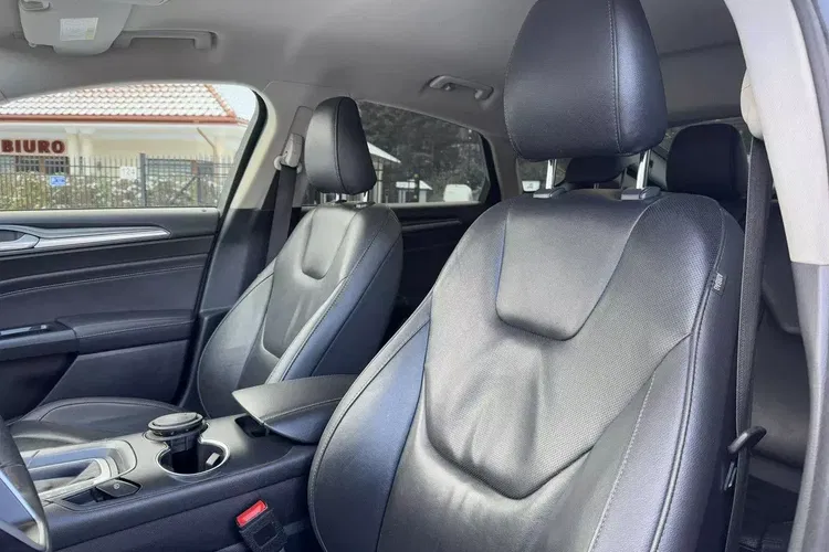 Ford mondeo zdjęcie 31