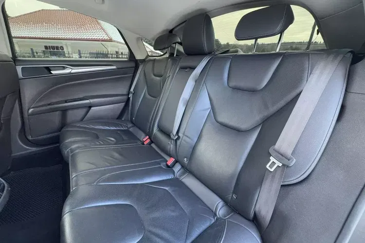 Ford mondeo zdjęcie 34