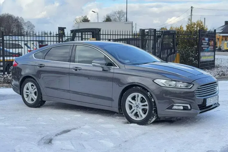 Ford mondeo zdjęcie 9