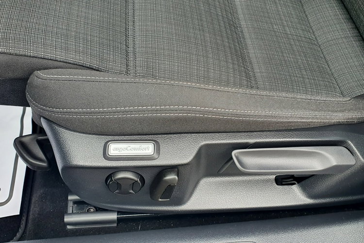 Volkswagen Passat 2.0 TSI 190KM 2020 rej , Business + dodatki , Salon PL, f.vat23% leasing zdjęcie 19