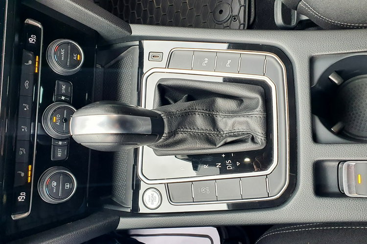 Volkswagen Passat 2.0 TSI 190KM 2020 rej , Business + dodatki , Salon PL, f.vat23% leasing zdjęcie 36