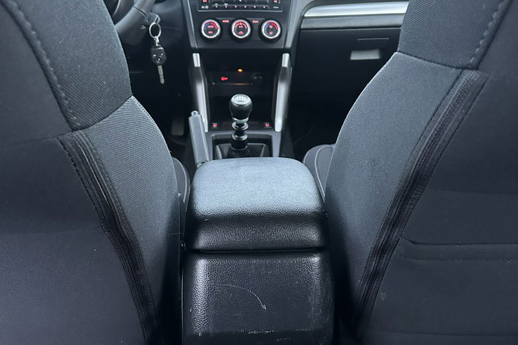 Forester Subaru Forester 4x4 2014 2.0 diesel 147km kamera grzane fotele zdjęcie 15