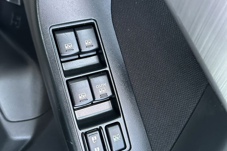 Forester Subaru Forester 4x4 2014 2.0 diesel 147km kamera grzane fotele zdjęcie 16