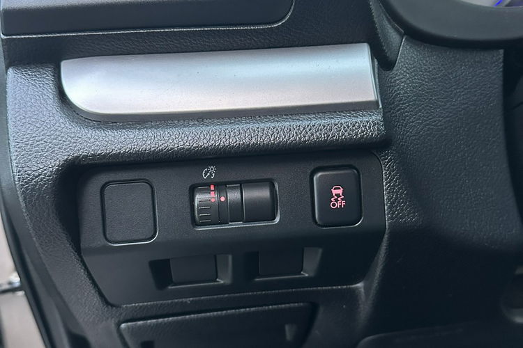 Forester Subaru Forester 4x4 2014 2.0 diesel 147km kamera grzane fotele zdjęcie 17