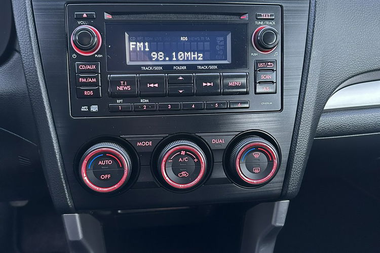 Forester Subaru Forester 4x4 2014 2.0 diesel 147km kamera grzane fotele zdjęcie 20