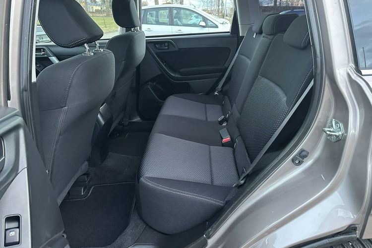 Forester Subaru Forester 4x4 2014 2.0 diesel 147km kamera grzane fotele zdjęcie 9