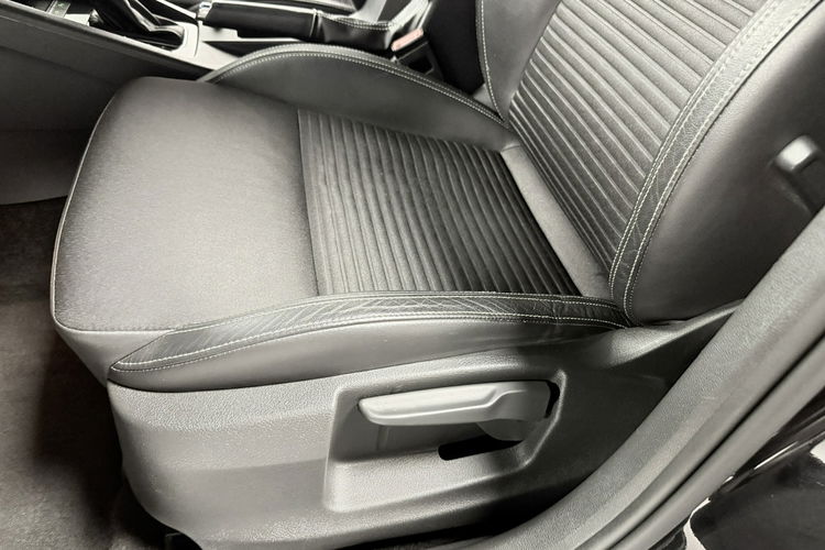 Skoda Octavia RS 2.0 TDI 184KM VRS Mode AppleCar Bi-Xenon El.Klapa Radary CANTON Aud zdjęcie 37