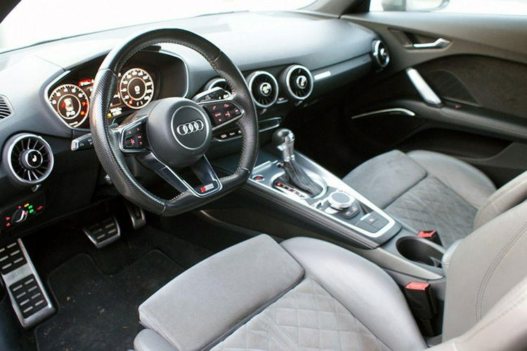 Audi TT zdjęcie 11