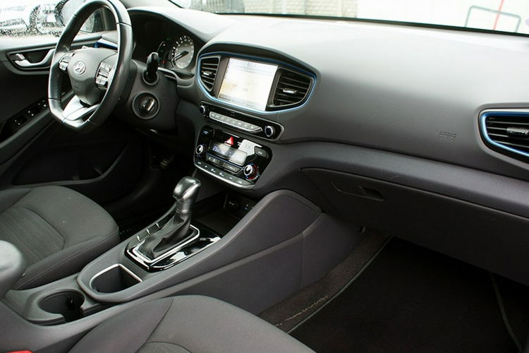 Hyundai IONIQ zdjęcie 11