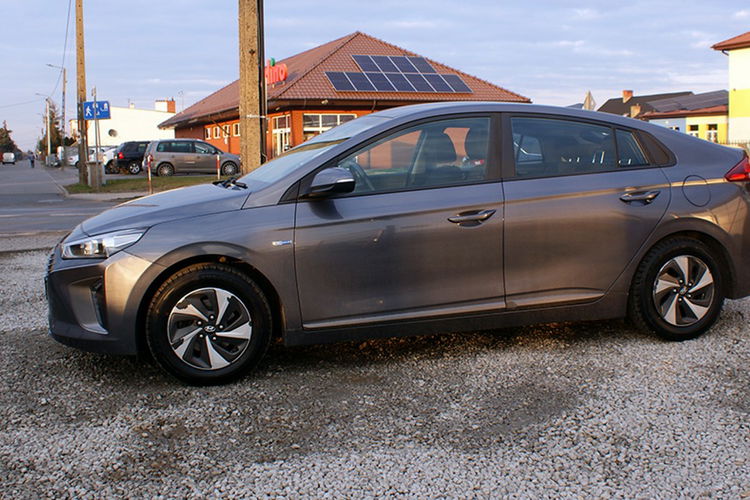 Hyundai IONIQ zdjęcie 8