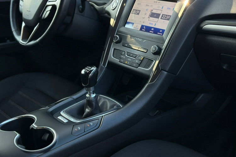 Ford Mondeo Salon Polska Cena Brutto I właściciel Serwis ASO VAT 23% Bezwypadkowy zdjęcie 37