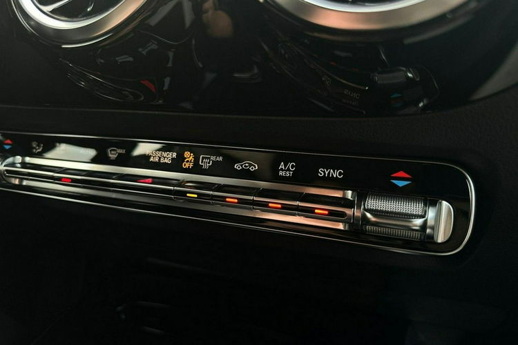 Mercedes B 220 Salon Polska Poleasingowy I właściciel Serwis ASO VAT 23% Bezwypadkowy zdjęcie 34