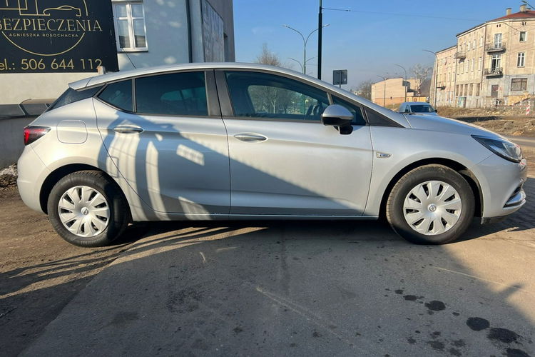 Opel Astra Salon Polska Poleasingowy I właściciel Serwis ASO VAT 23% Bezwypadkowy zdjęcie 4