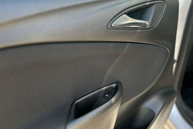 Opel Astra Salon Polska Poleasingowy I właściciel Serwis ASO VAT 23% Bezwypadkowy zdjęcie 32