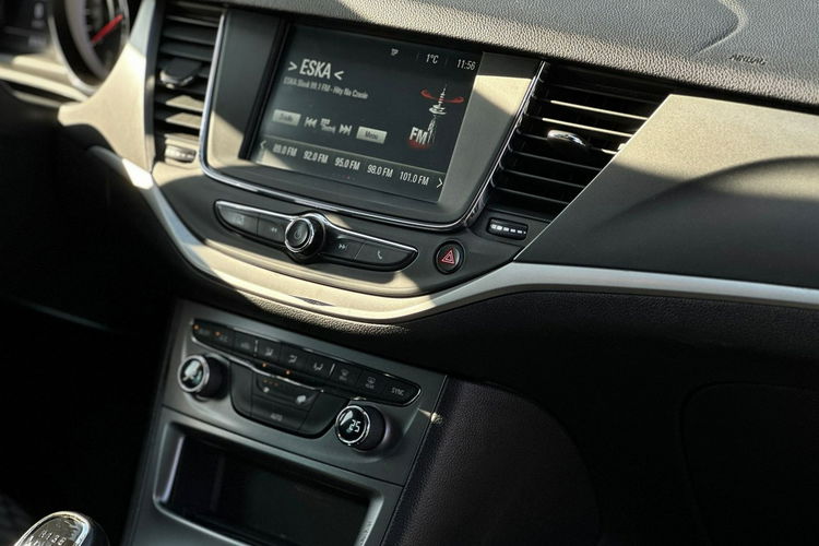 Opel Astra Salon Polska Poleasingowy I właściciel Serwis ASO VAT 23% Bezwypadkowy zdjęcie 35