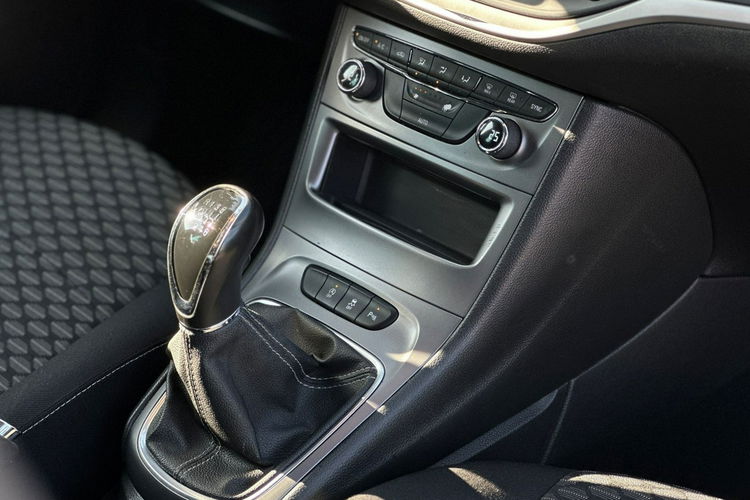 Opel Astra Salon Polska Poleasingowy I właściciel Serwis ASO VAT 23% Bezwypadkowy zdjęcie 36