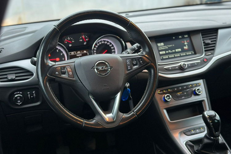 Opel Astra Salon Polska Poleasingowy I właściciel Serwis ASO VAT 23% Bezwypadkowy zdjęcie 37