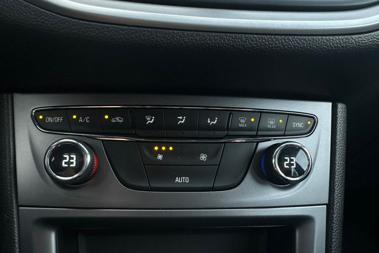 Opel Astra Salon Polska Poleasingowy I właściciel Serwis ASO VAT 23% Bezwypadkowy zdjęcie 19