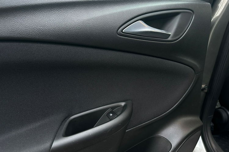 Opel Astra Salon Polska Poleasingowy I właściciel Serwis ASO VAT 23% Bezwypadkowy zdjęcie 28