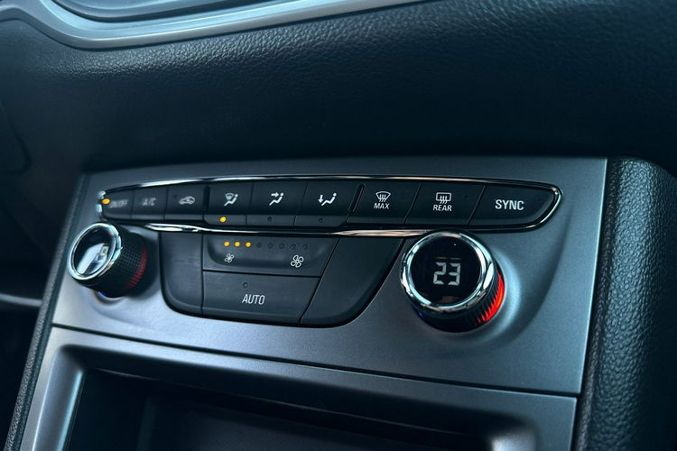 Opel Astra Salon Polska Poleasingowy I właściciel Serwis ASO VAT 23% Bezwypadkowy zdjęcie 37