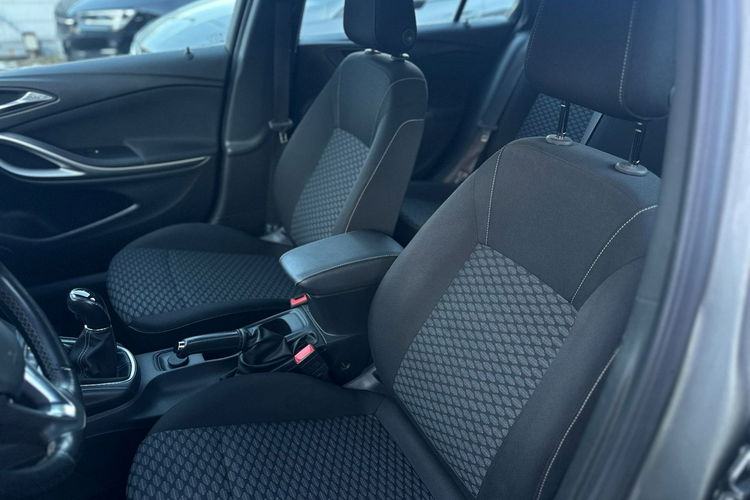 Opel Astra Salon Polska Poleasingowy I właściciel Serwis ASO VAT 23% Bezwypadkowy zdjęcie 39