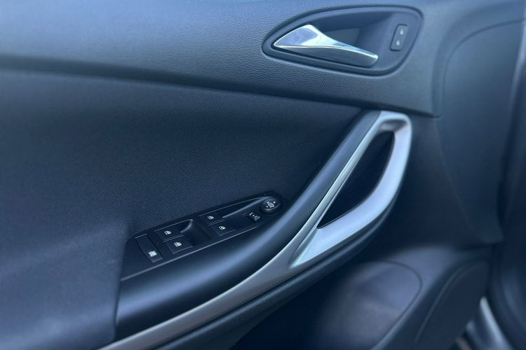 Opel Astra Salon Polska Poleasingowy I właściciel Serwis ASO VAT 23% Bezwypadkowy zdjęcie 16