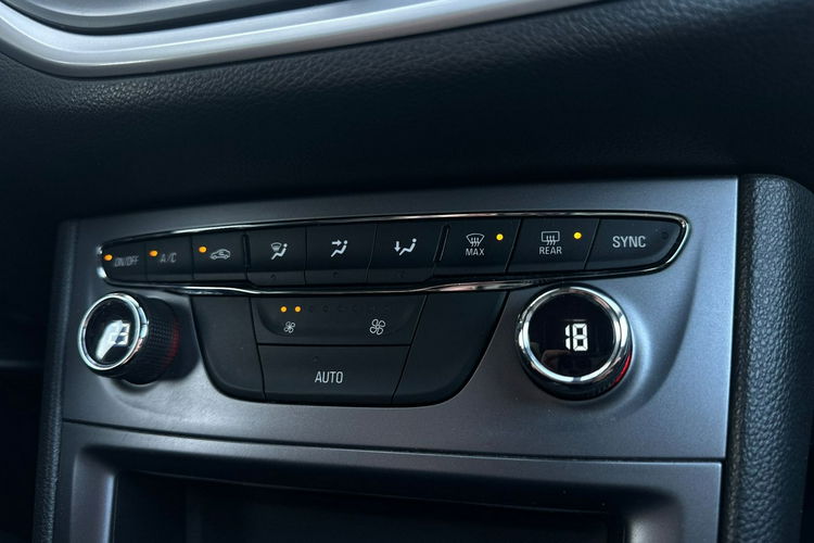 Opel Astra Salon Polska Poleasingowy I właściciel Serwis ASO VAT 23% Bezwypadkowy zdjęcie 35