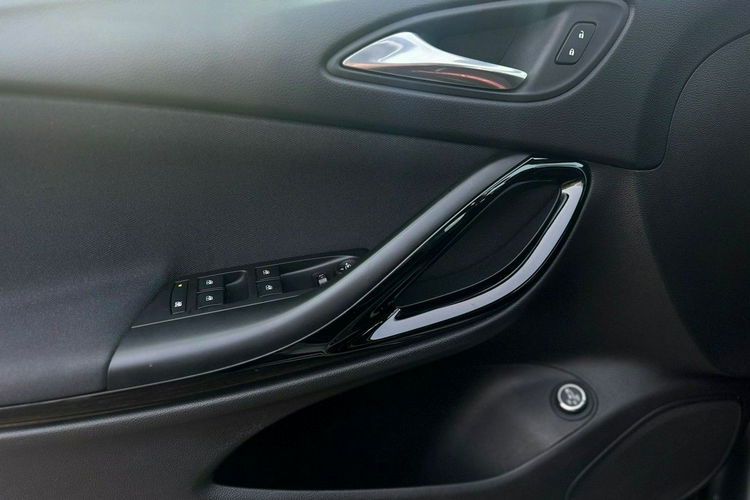 Opel Astra Salon Polska Poleasingowy I właściciel Serwis ASO VAT 23% AUTOMAT zdjęcie 12