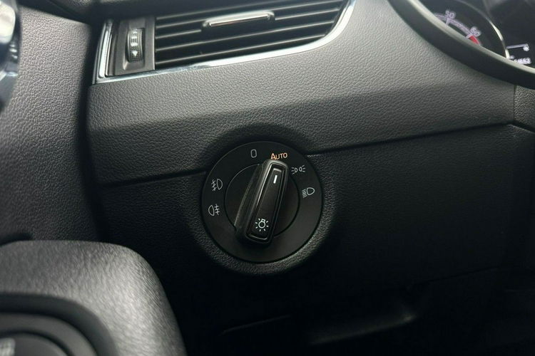 Skoda Octavia Salon Polska Poleasingowy I właściciel Serwis ASO VAT 23% Bezwypadkowy zdjęcie 13