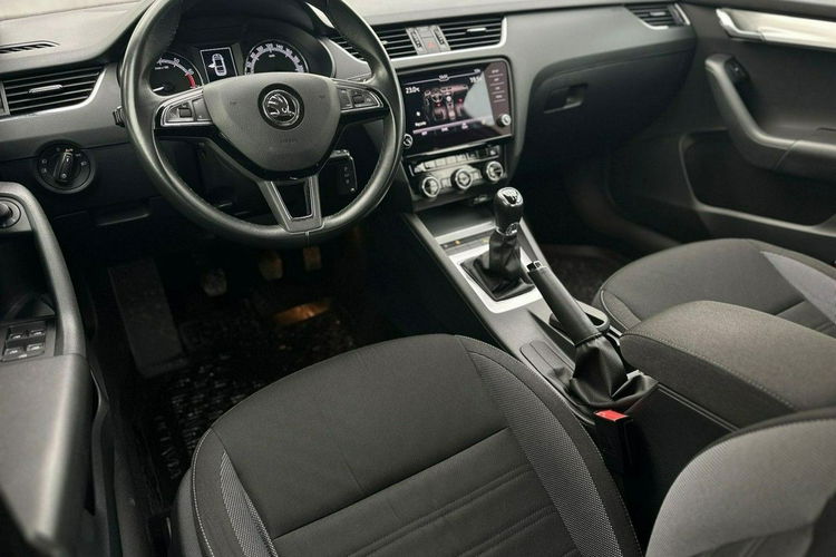 Skoda Octavia Salon Polska Poleasingowy I właściciel Serwis ASO VAT 23% Bezwypadkowy zdjęcie 28