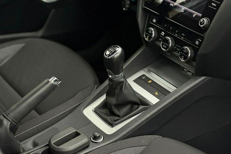 Skoda Octavia Salon Polska Poleasingowy I właściciel Serwis ASO VAT 23% Bezwypadkowy zdjęcie 36