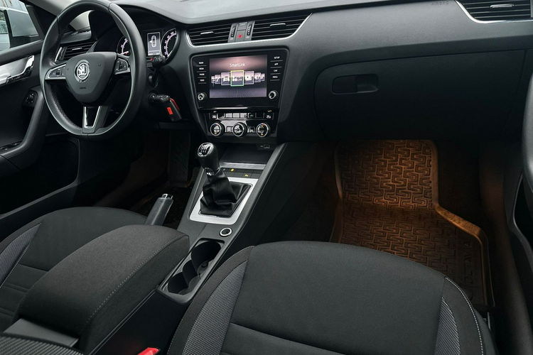 Skoda Octavia Salon Polska Poleasingowy I właściciel Serwis ASO VAT 23% Bezwypadkowy zdjęcie 13