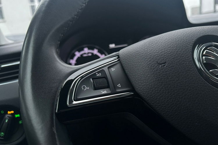 Skoda Octavia Salon Polska Poleasingowy I właściciel Serwis ASO VAT 23% Bezwypadkowy zdjęcie 18