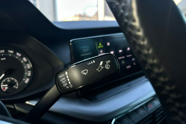 Skoda Octavia Salon Polska Poleasingowy I właściciel Serwis ASO VAT 23% Bezwypadkowy zdjęcie 17