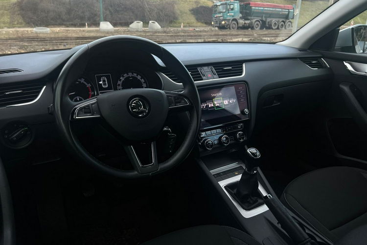 Skoda Octavia Salon Polska Poleasingowy I właściciel Serwis ASO VAT 23% Bezwypadkowy zdjęcie 9