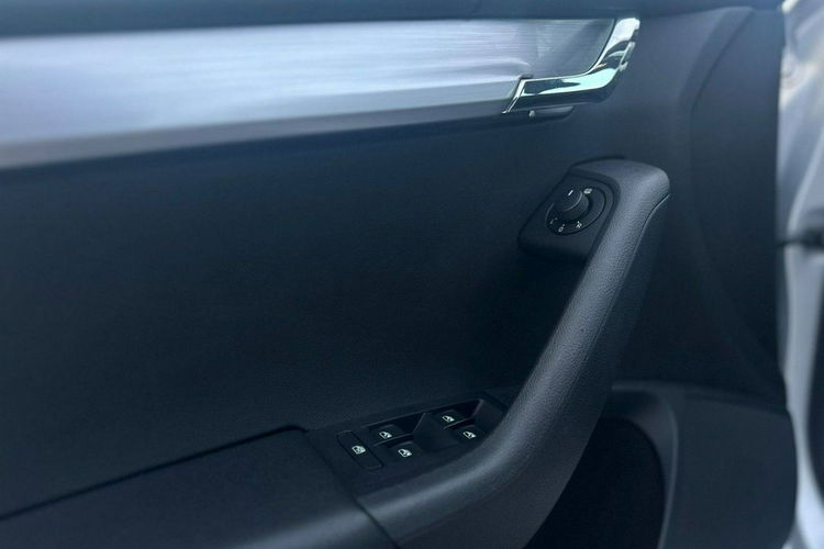 Skoda Octavia Salon Polska Poleasingowy I właściciel Serwis ASO VAT 23% Bezwypadkowy zdjęcie 11