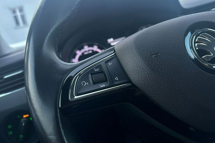 Skoda Octavia Salon Polska Poleasingowy I właściciel Serwis ASO VAT 23% Bezwypadkowy zdjęcie 13