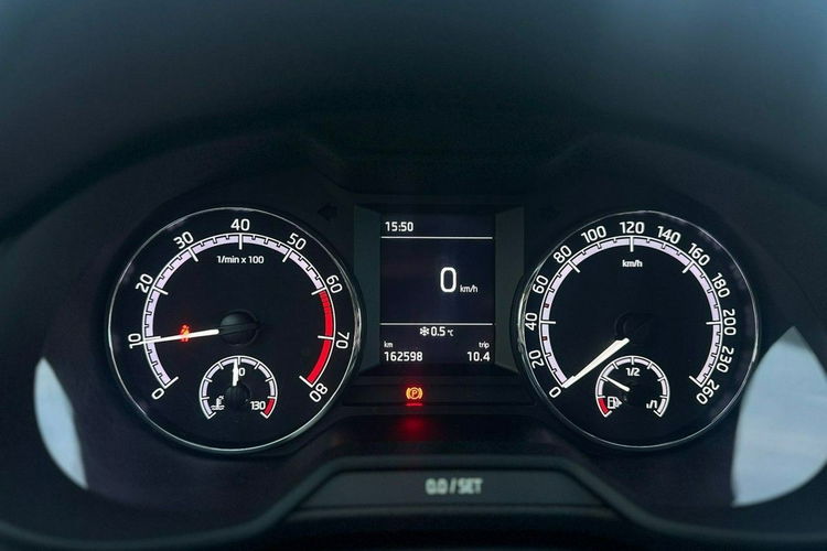 Skoda Octavia Salon Polska Poleasingowy I właściciel Serwis ASO VAT 23% Bezwypadkowy zdjęcie 17