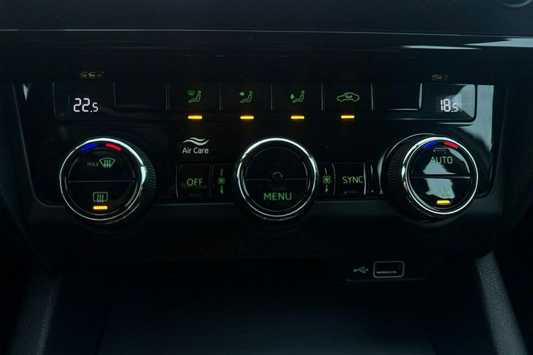 Skoda Octavia Salon Polska Poleasingowy I właściciel Serwis ASO VAT 23% Bezwypadkowy zdjęcie 22