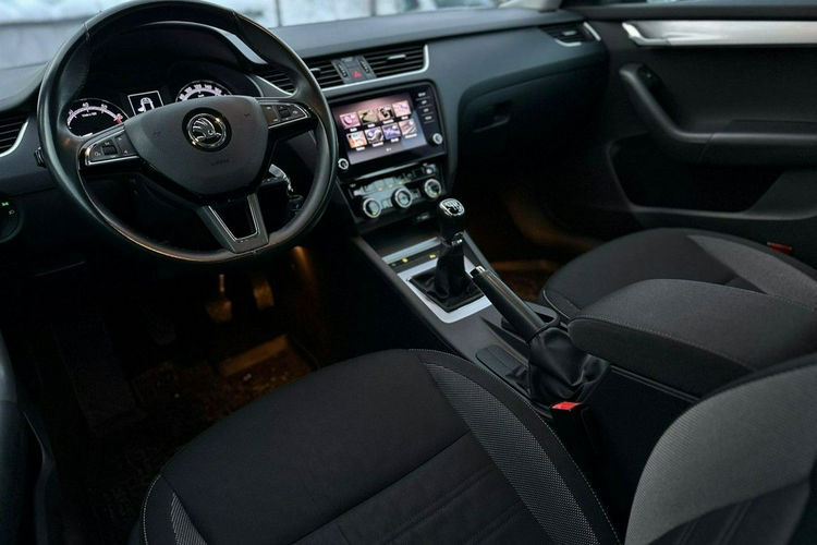 Skoda Octavia Salon Polska Poleasingowy I właściciel Serwis ASO VAT 23% Bezwypadkowy zdjęcie 28