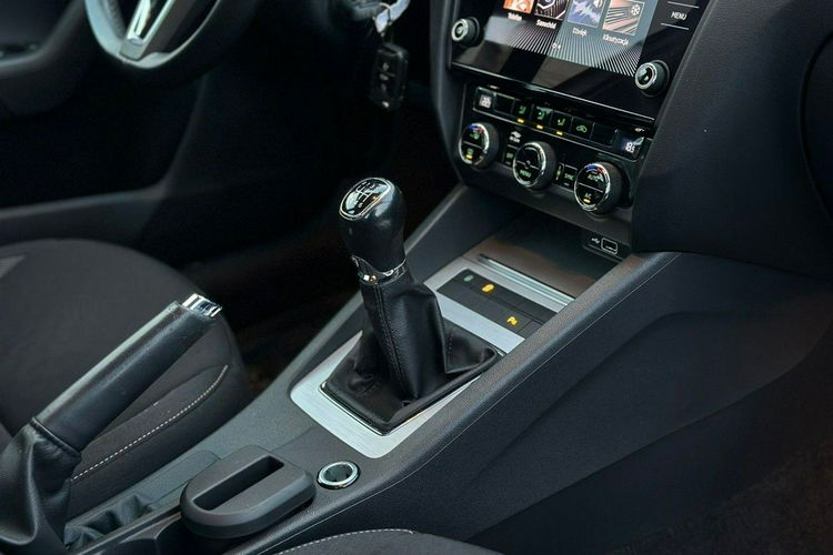 Skoda Octavia Salon Polska Poleasingowy I właściciel Serwis ASO VAT 23% Bezwypadkowy zdjęcie 34