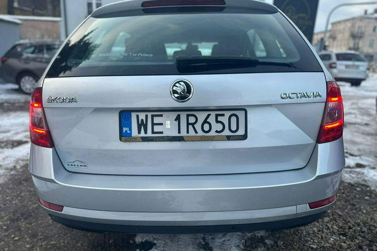 Skoda Octavia Salon Polska Poleasingowy I właściciel Serwis ASO VAT 23% Bezwypadkowy zdjęcie 7
